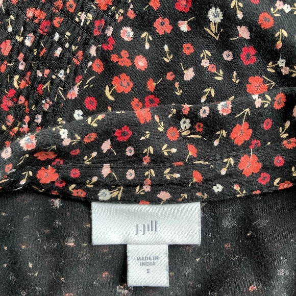 NWOT Long Black Ditsy Floral J JILL Smocked Shirt Dress - Picture 7 of 7